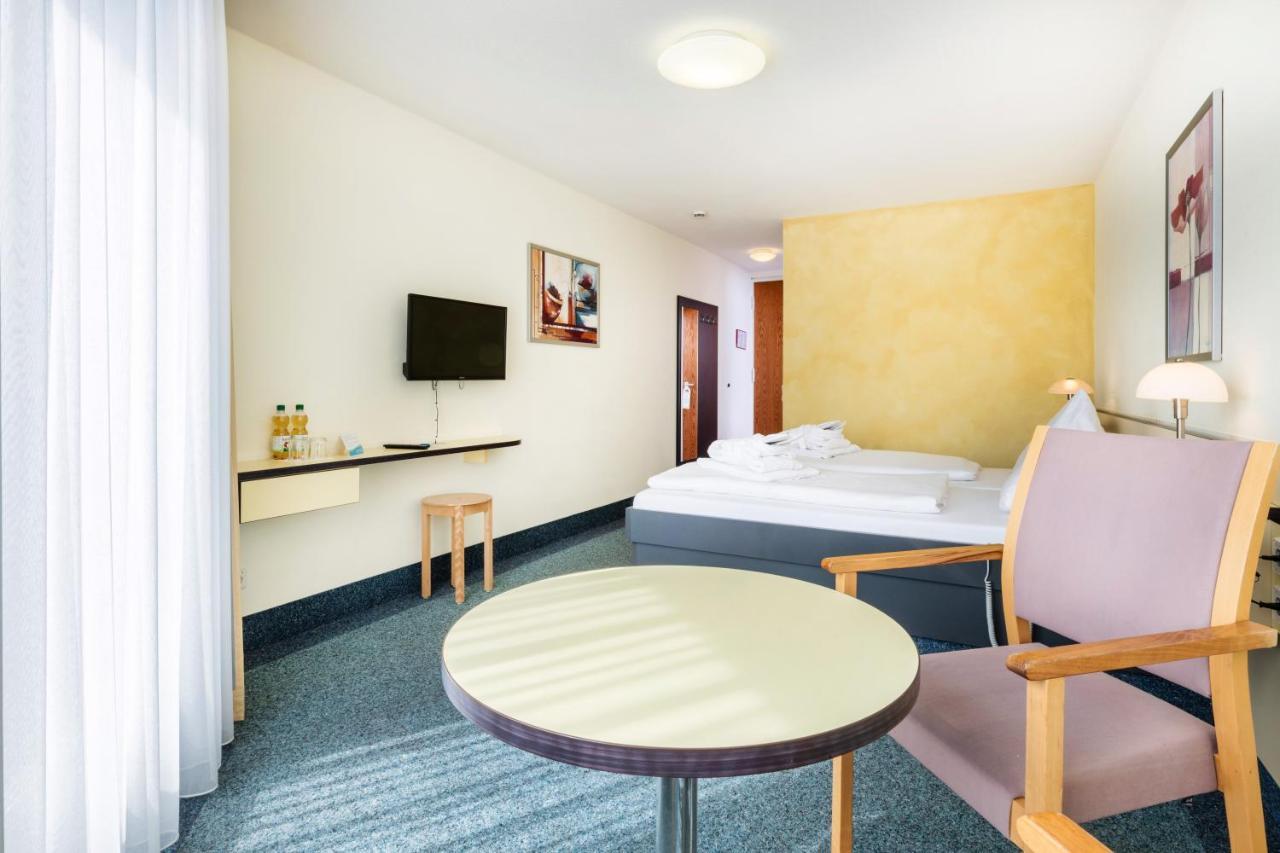 Thermenhotel Gesundheits-Bad Buchau Ngoại thất bức ảnh